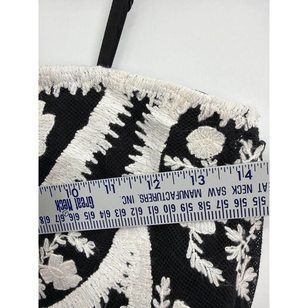 Lauren Ralph Lauren Black White Floral Embroidered Crop Top Cami Size 0 - Picture 8 of 9